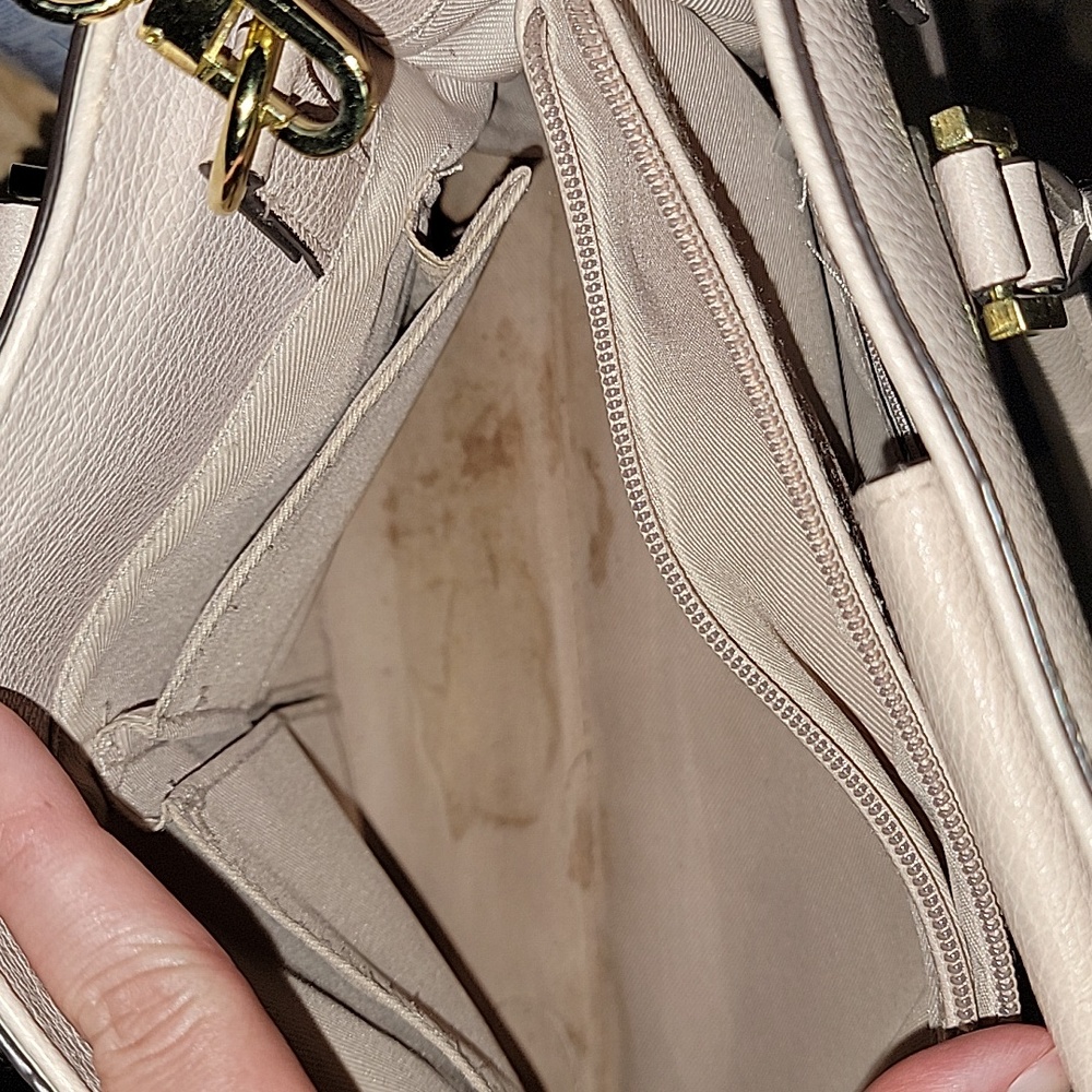 Purse - Picture 2 of 4
